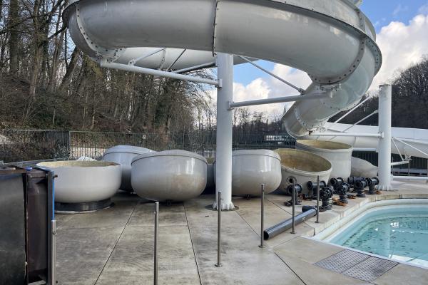 Que se passe-t-il à  Charleroi-les-Bains ?!