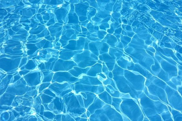 Avis à  nos usagers de la piscine Hélios - Dimanche 09/06